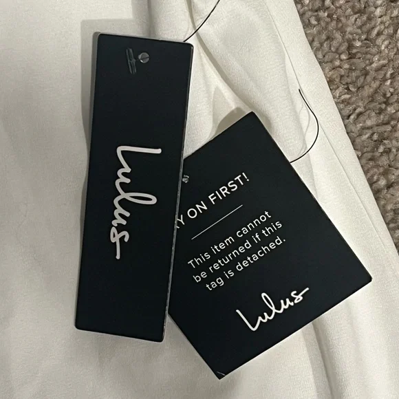 NWT Lulus White Freestyle Shift Dress - Small - Picture 7 of 9